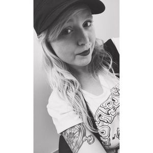 Meet your Posher, Molly